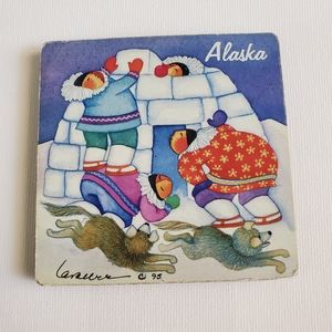Vintage 1995 Alaska Magnet